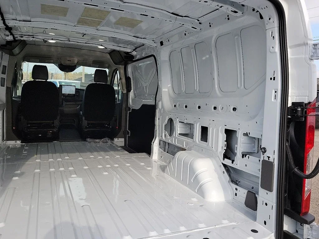New 2026 Oxford White Ford Cargo Van image 10