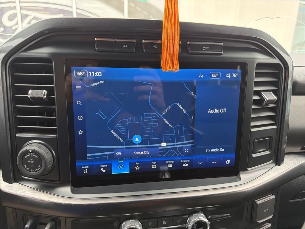 Used 2022 Red Metallic Ford LARIAT image 15