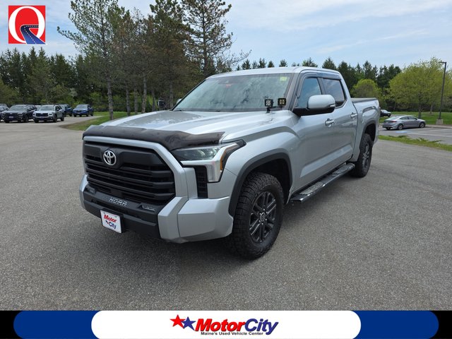 2024 Toyota Tundra 4WD SR5