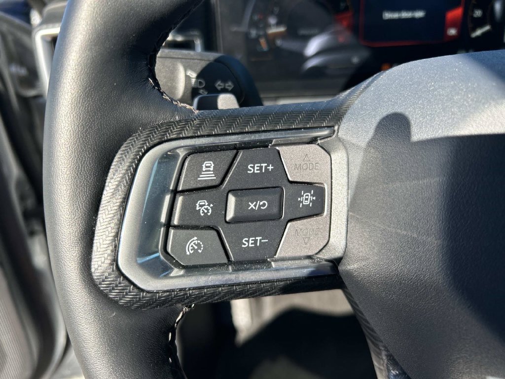Certified Used 2024 Iconic Silver Metallic Ford GT Premium image 22