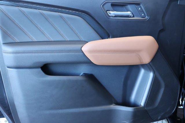 2026 GMC Canyon AT4 - Photo 10