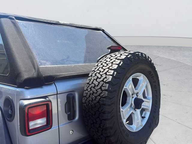 Used 2019 Silver Jeep Unlimited Sport S image 29