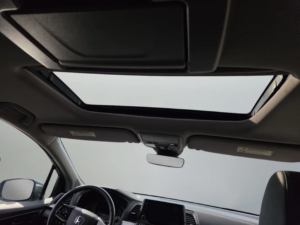 Used 2024 Gray Honda Touring image 17