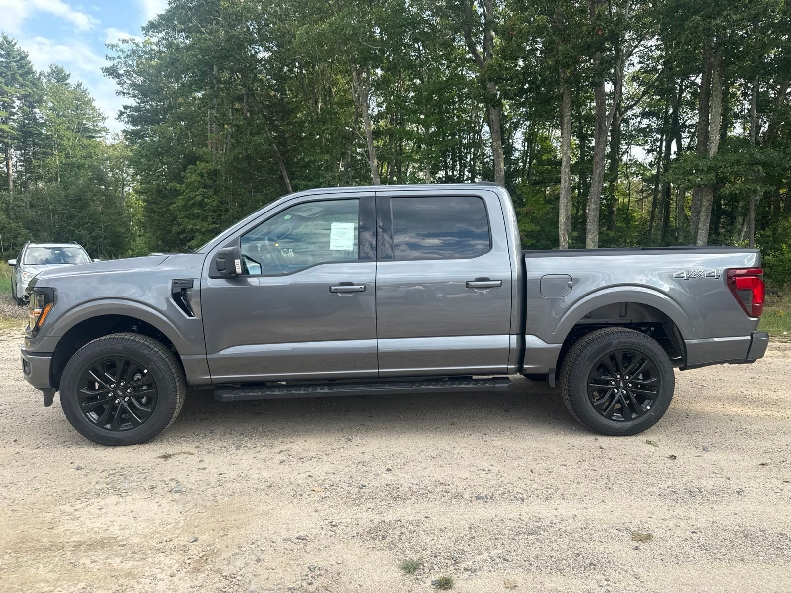 New 2026 Carbonized Gray Metallic Ford XLT image 2