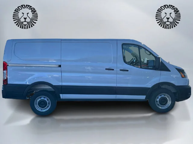New 2026 Oxford White Ford Cargo Van image 5