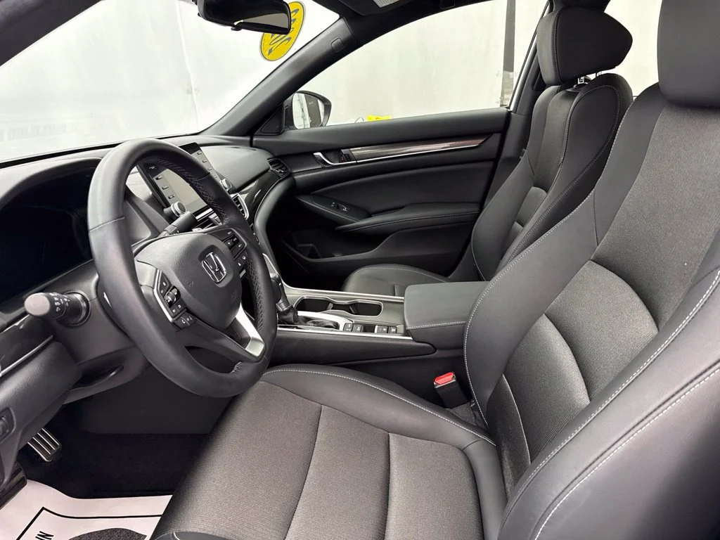 Used 2022 Platinum White Pearl Honda 1.5T SPORT image 38