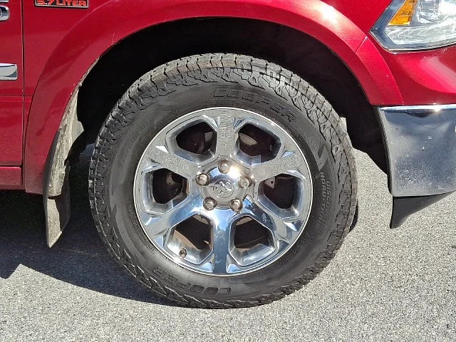 Used 2015 Red Ram Laramie image 9