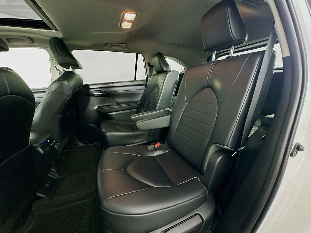 Used 2023 Pearl Toyota XLE image 26