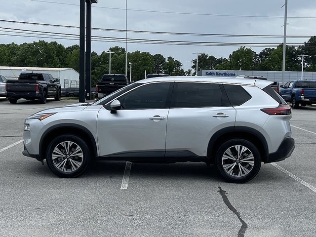Used 2021 Silver Nissan SV image 5