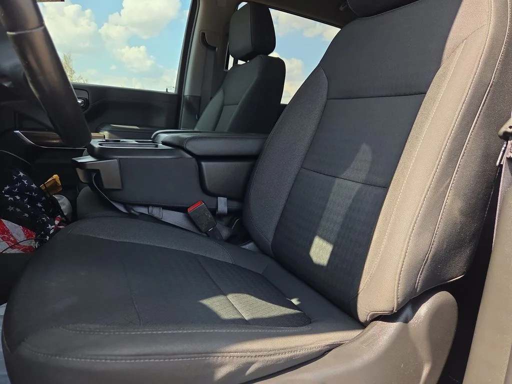 Used 2022 Silver Chevrolet LT image 12