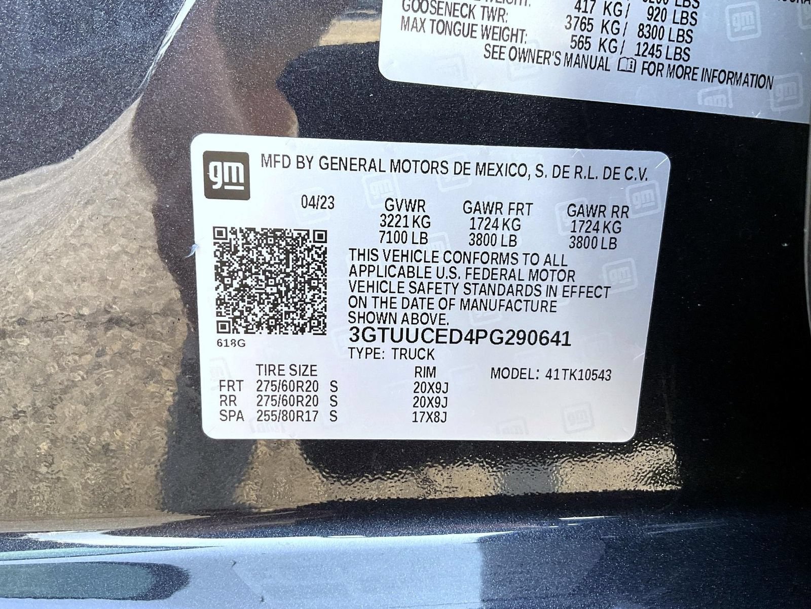 Certified Used 2023 Titanium Rush Metallic GMC Elevation image 27