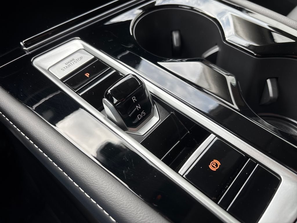 New 2026 Pure Gray Volkswagen SE w/Technology image 19