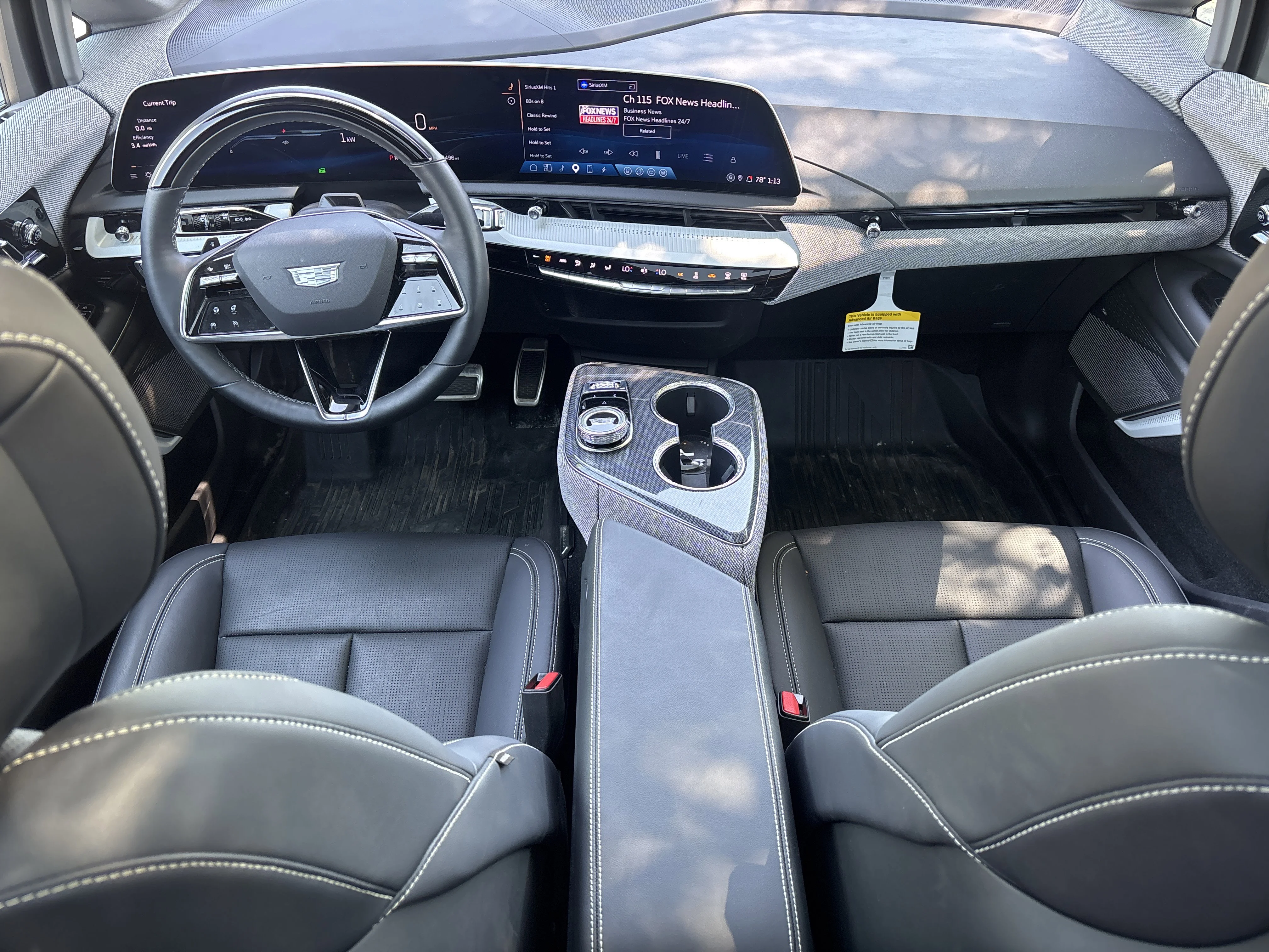Used 2025 Crystal White Tricoat Cadillac Luxury image 31
