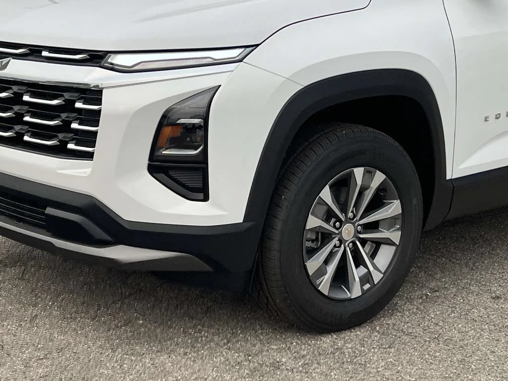 New 2027 Summit White Chevrolet LT image 8