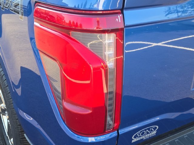 Used 2024 Blue Metallic Ford XLT image 12