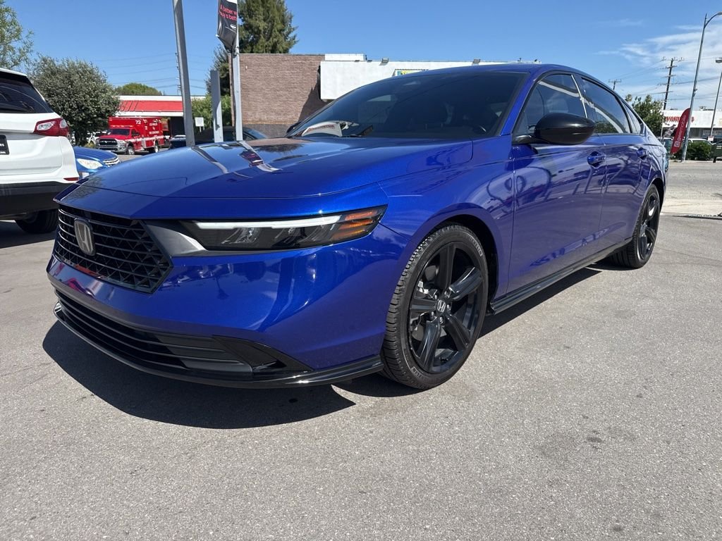 Used 2024 Blue Honda Sport-L image 2