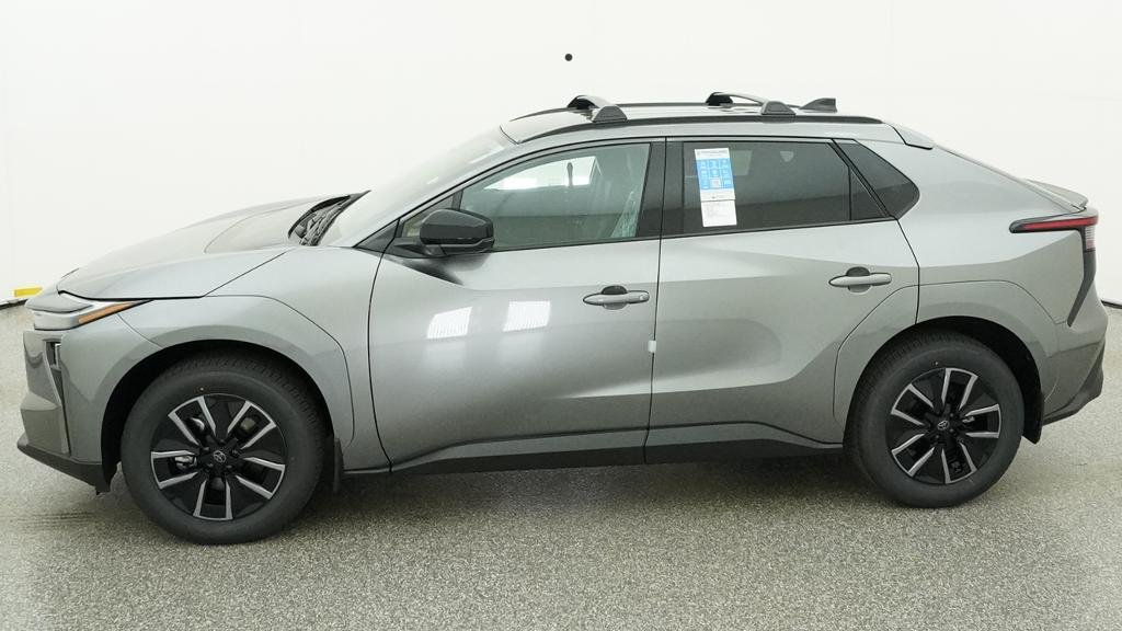 New 2026 Heavy Metal Toyota XLE image 3
