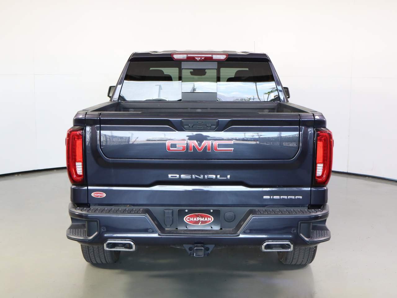 Used 2024 Gray GMC Denali Crew Cab image 3