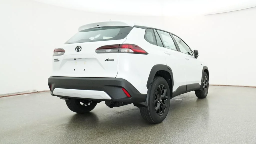 New 2026 Wind Chill Pearl Toyota L image 14