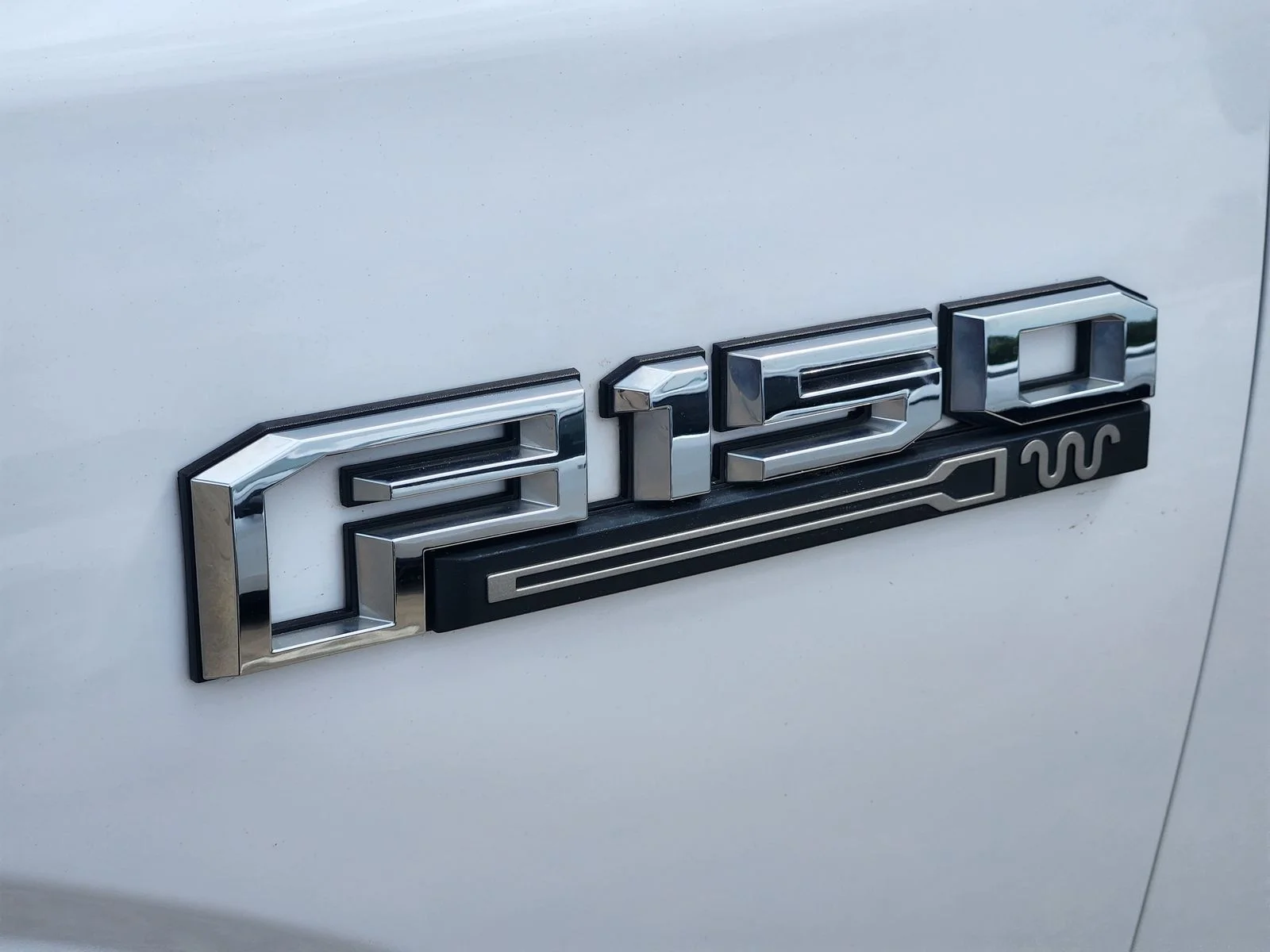 Used 2020 White Ford King Ranch image 11