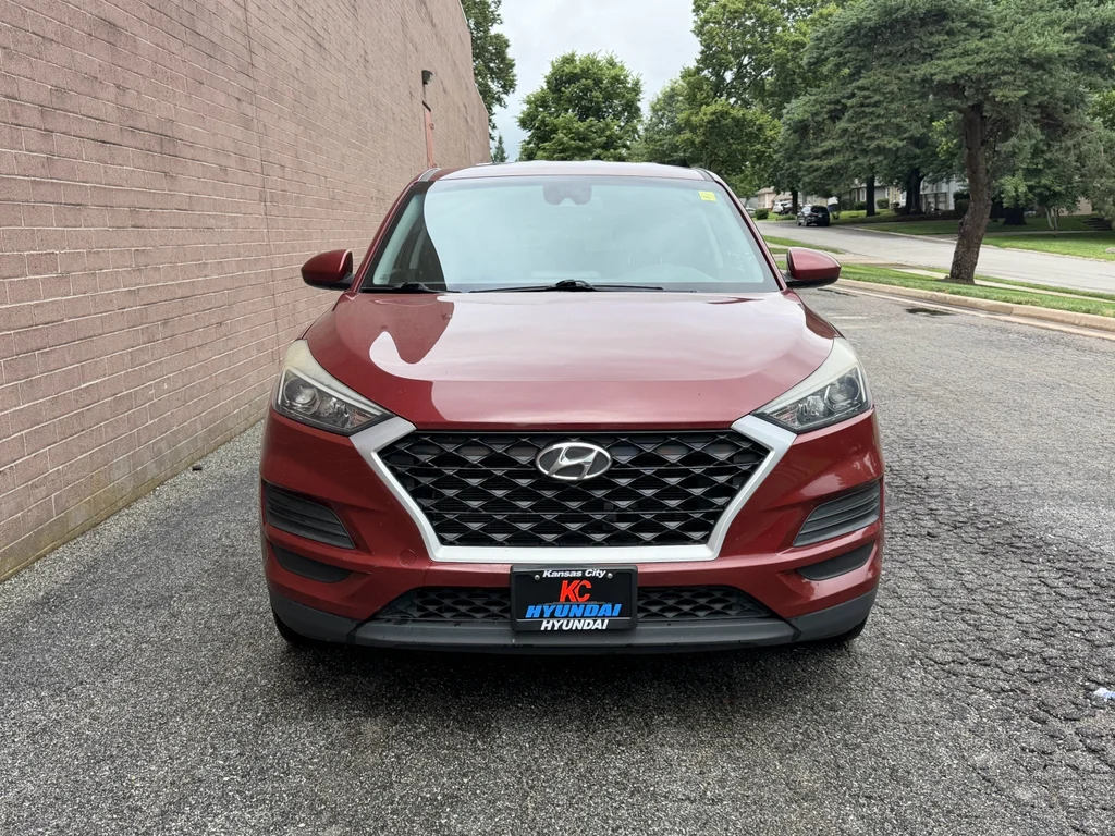 Used 2019 Gemstone Red Hyundai SE image 7