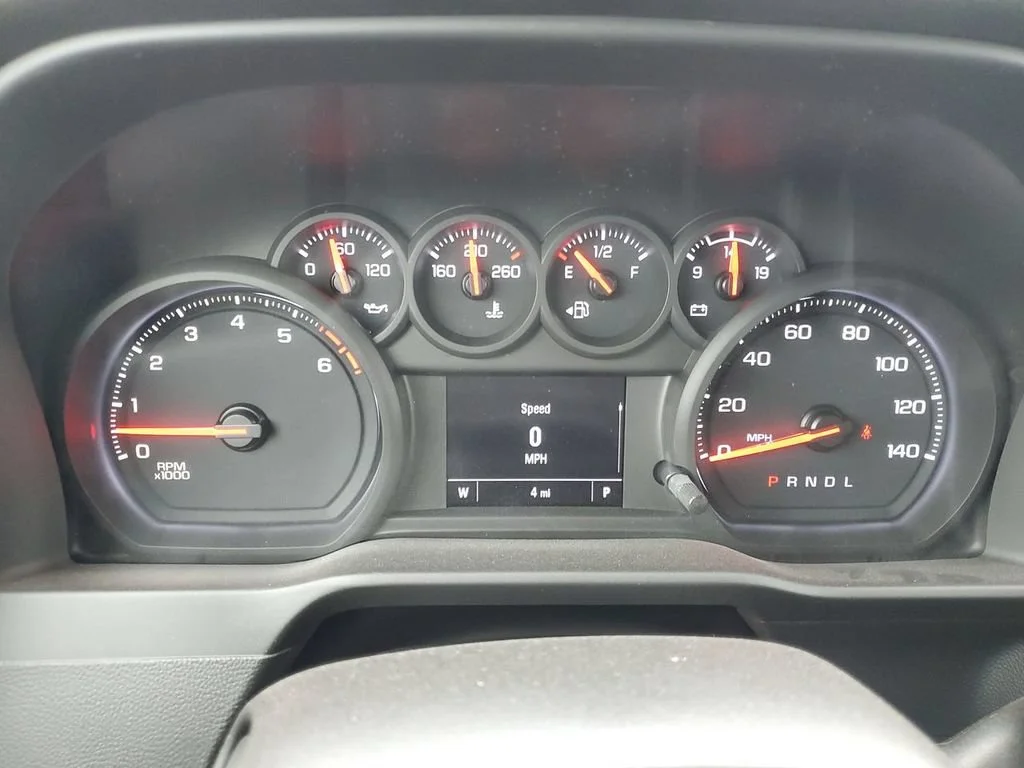 New 2026 Summit White Chevrolet Work Truck image 29