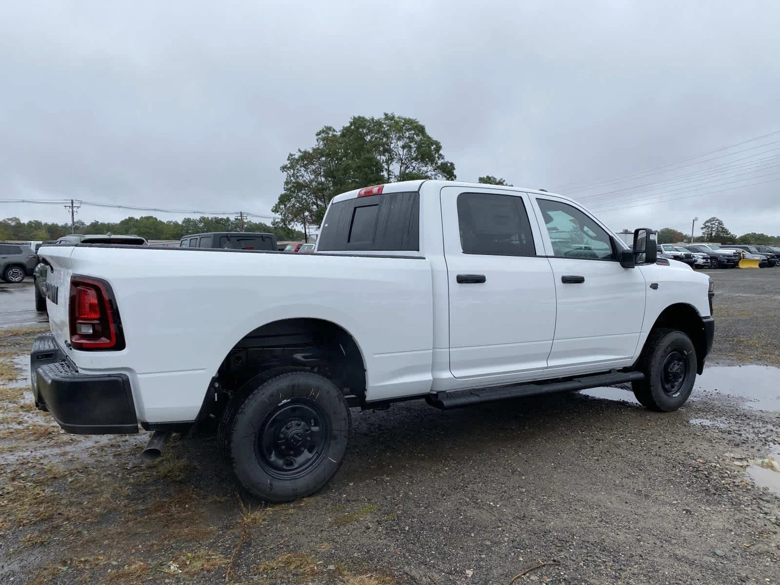 New 2027 Bright White Clear-Coat Exterior Paint Ram Tradesman image 3