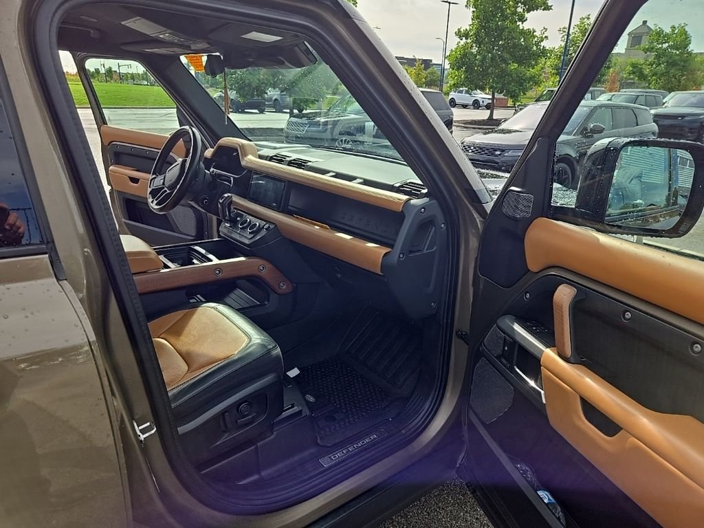 Used 2021 Gondwana Stone Metallic Land Rover X image 20