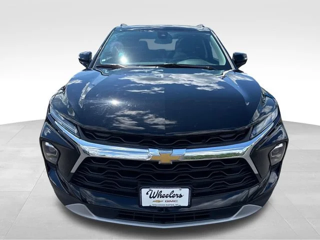 Used 2024 Black Chevrolet 3LT image 9