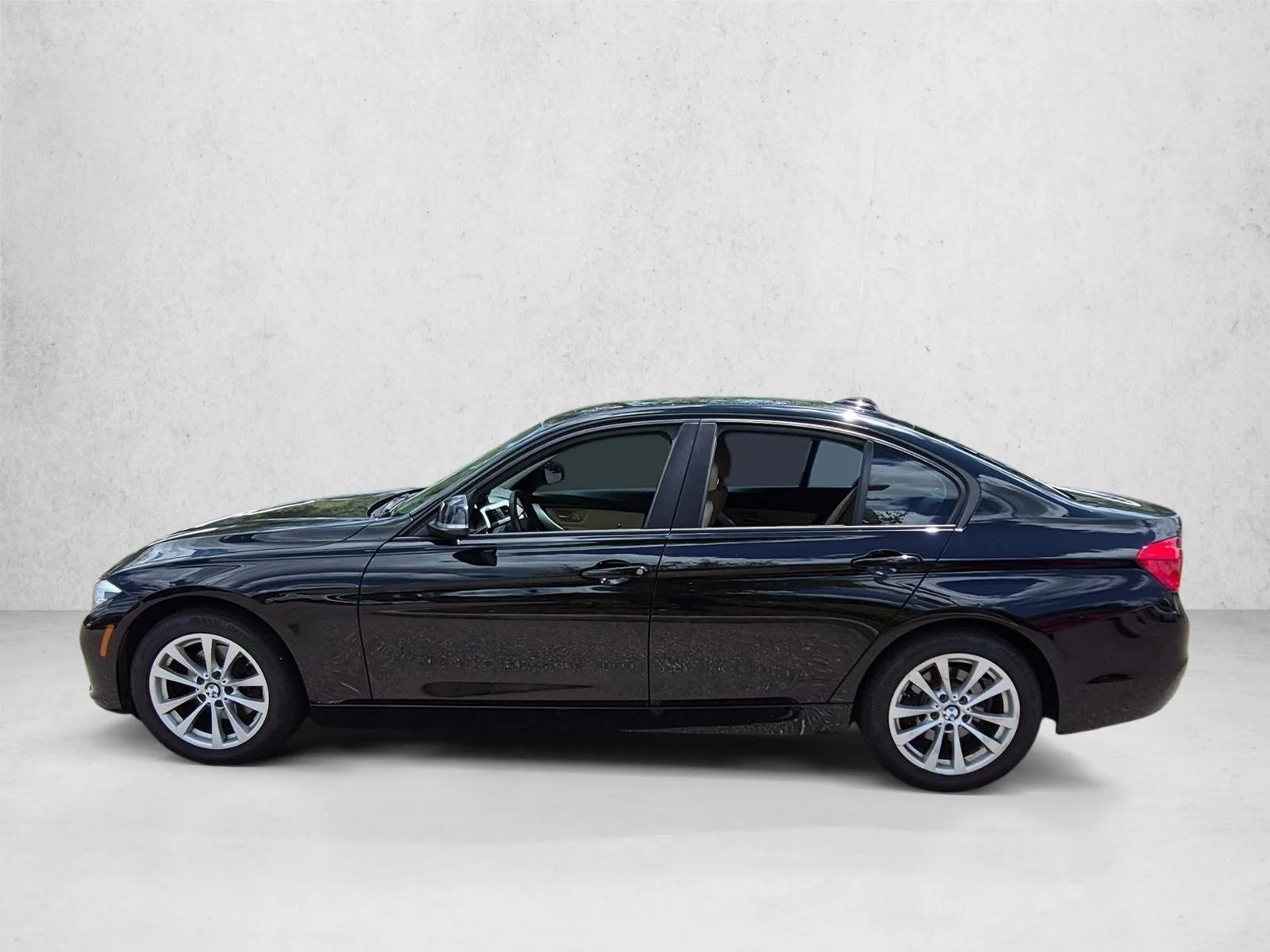 Used 2018 Jet Black BMW 320i image 7