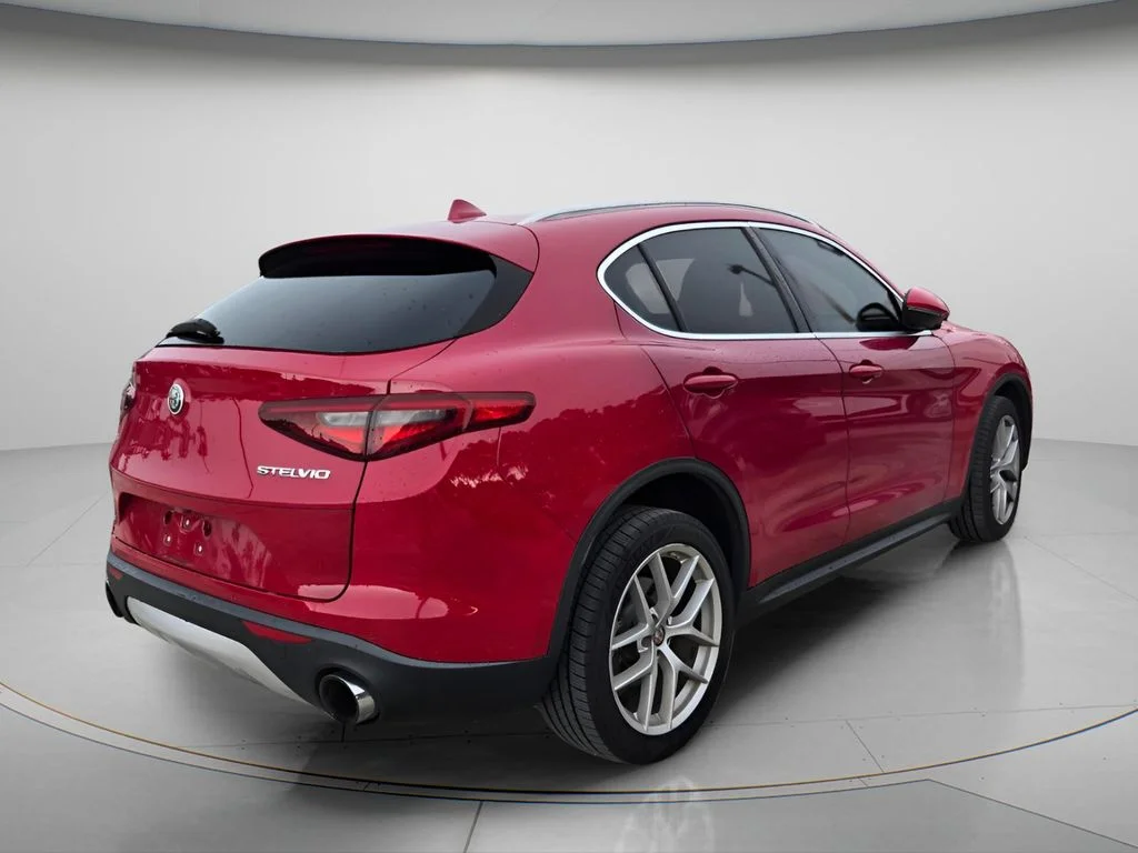 Used 2019 Red Alfa Romeo Base image 6
