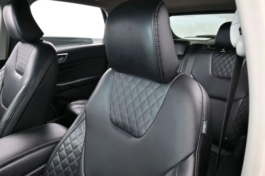 Used 2024 Black Metallic Ford Titanium image 18
