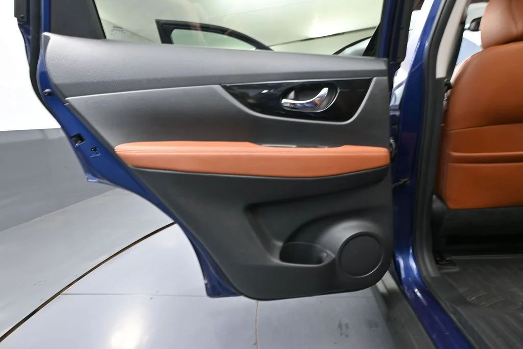 2018 Nissan Rogue SL - Photo 35