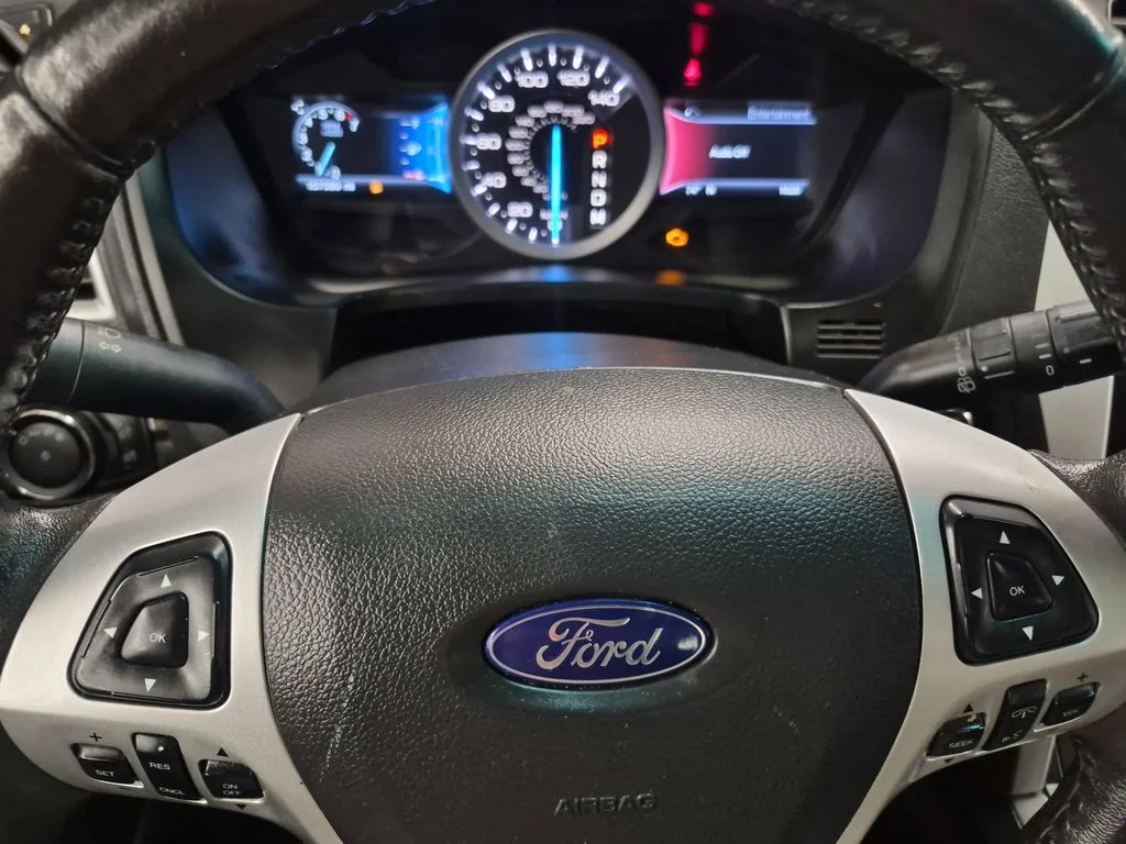 Used 2015 Ingot Silver Ford Limited image 28