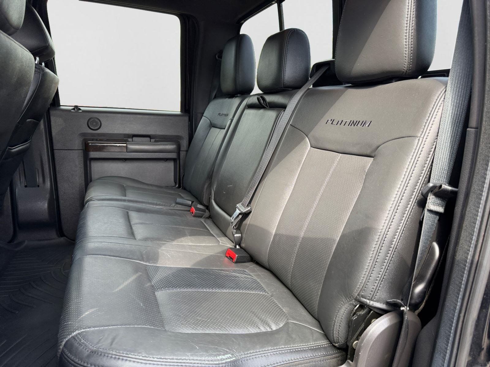 2016 Ford F-350 Super Duty Platinum - Photo 16