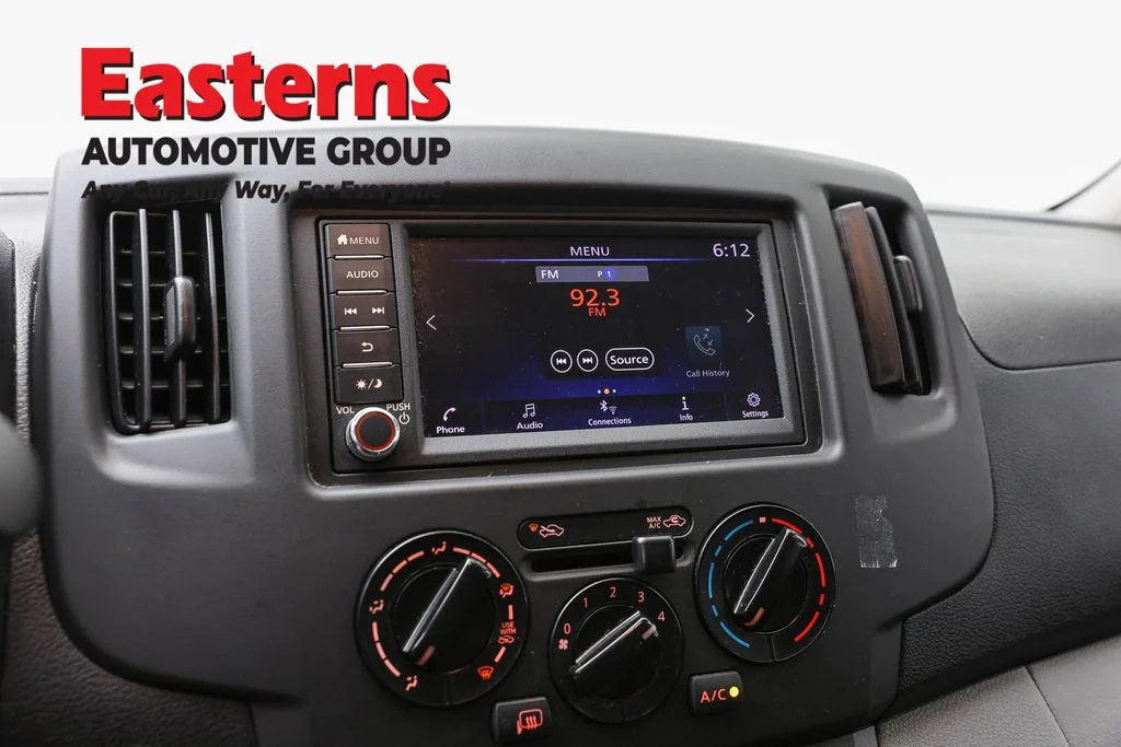 Used 2020 White Nissan SV image 18
