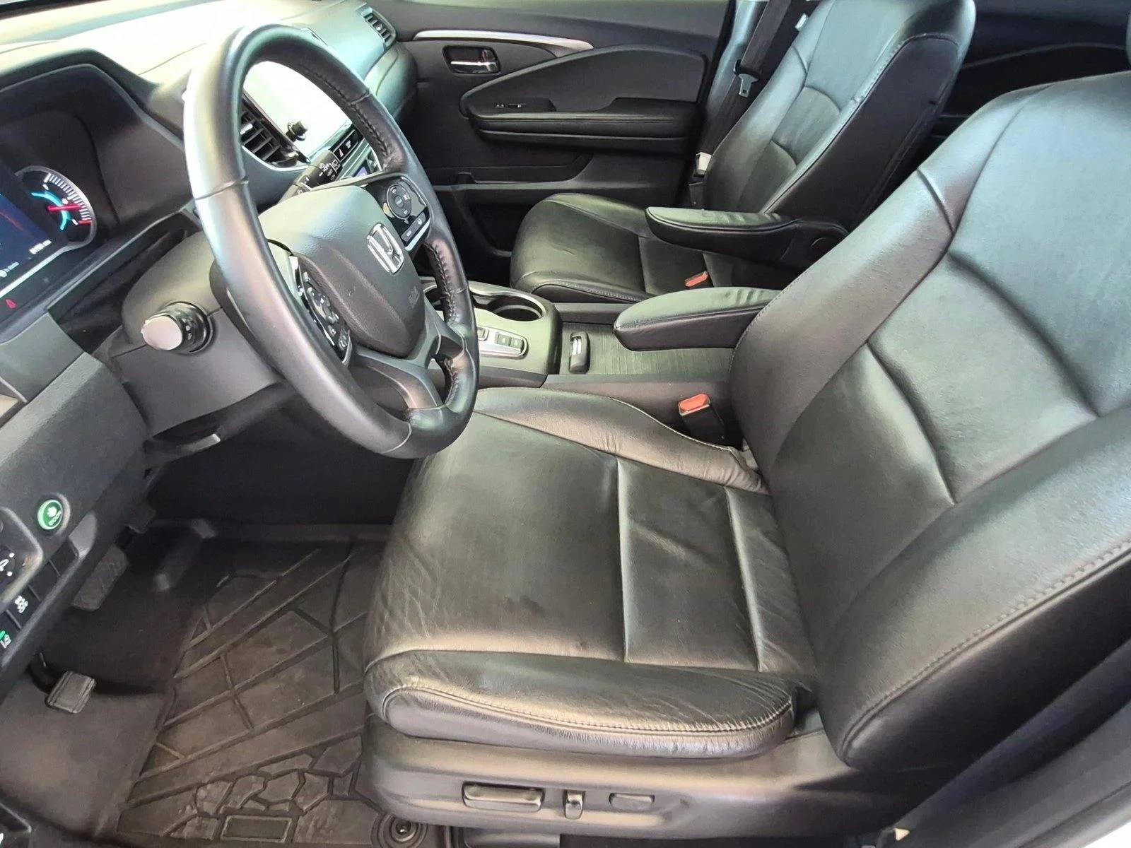 Used 2022 Platinum White Pearl Honda Special Edition image 14
