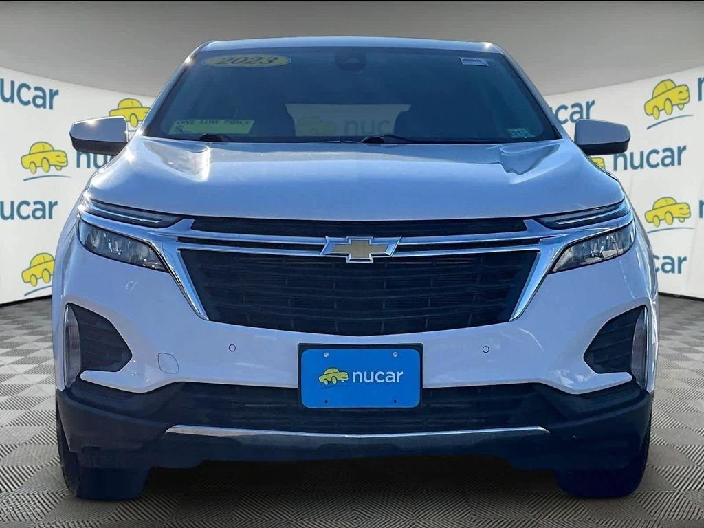 Used 2023 White Chevrolet LT image 2