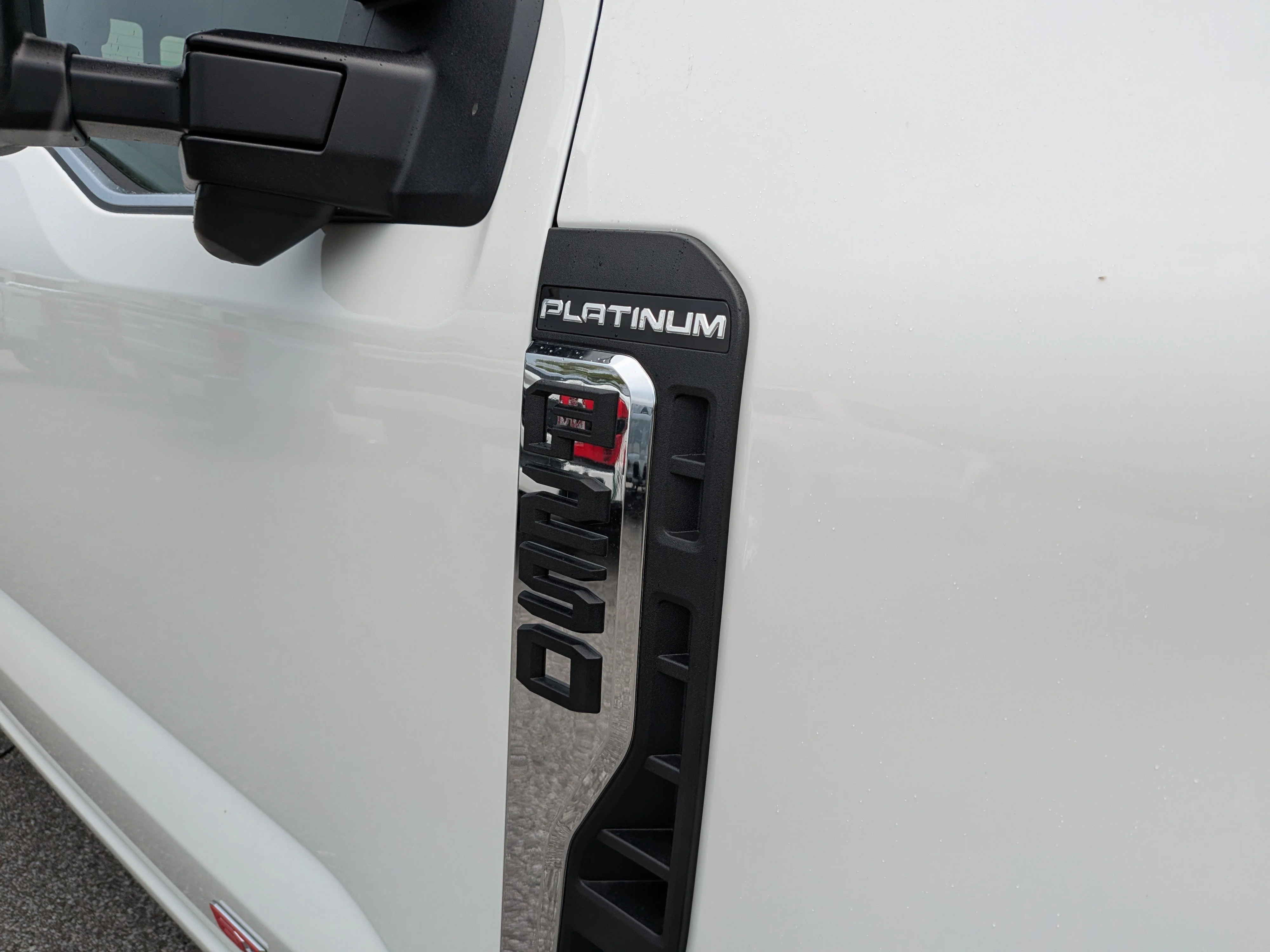New 2026 Star White Metallic Tri-Coat Ford F-250® Platinum® image 10