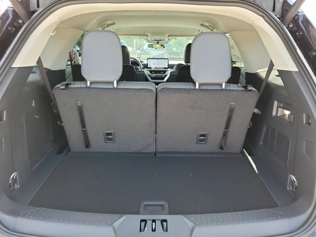 New 2026 Agate Black Metallic Ford Active image 6