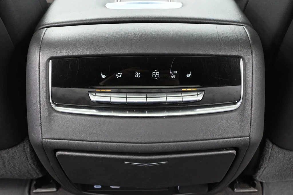 Used 2021 White Cadillac Sport image 48