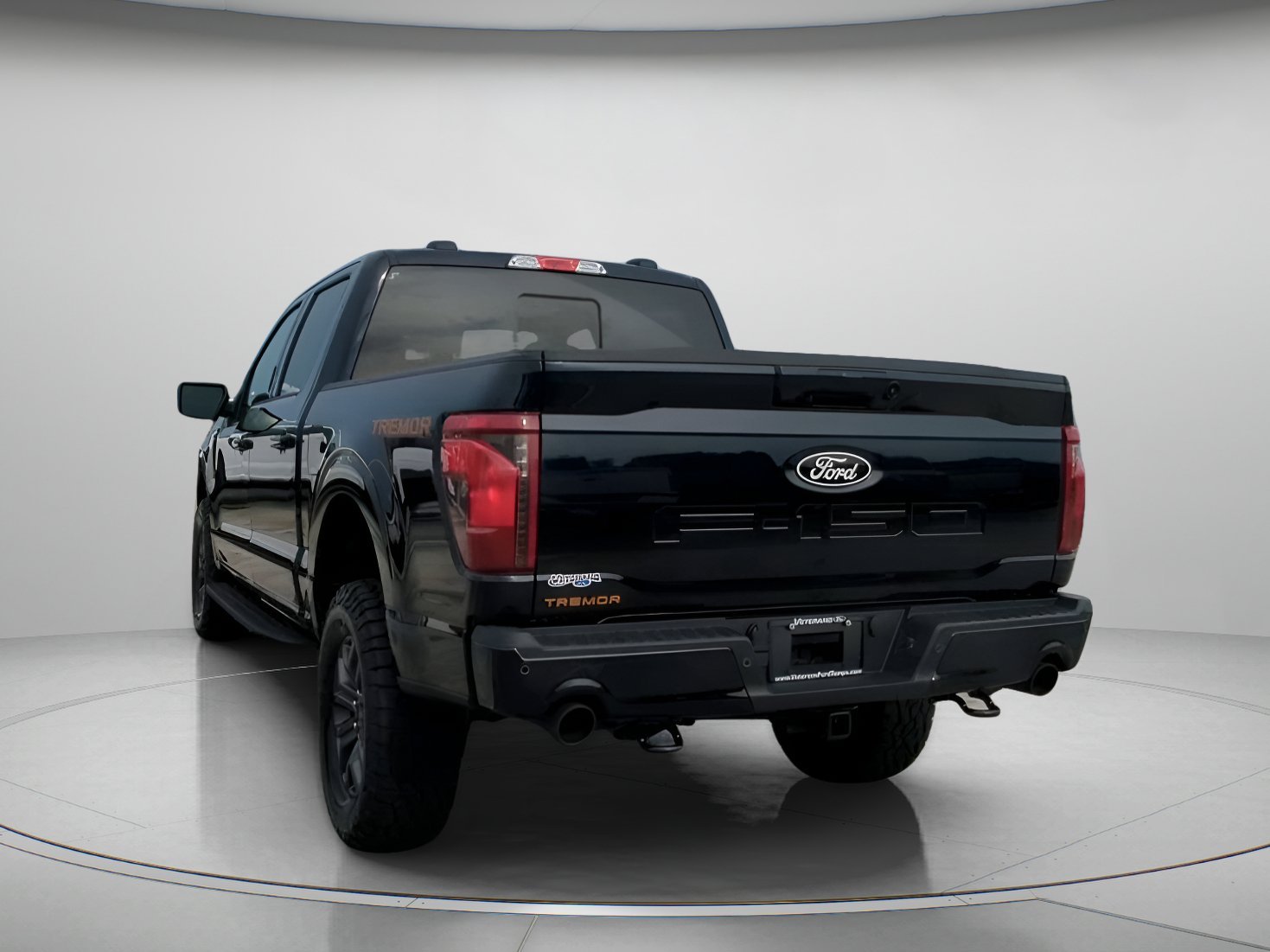 New 2026 Agate Black Metallic Ford Tremor® image 19