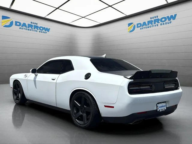 Used 2016 White Dodge R/T image 3
