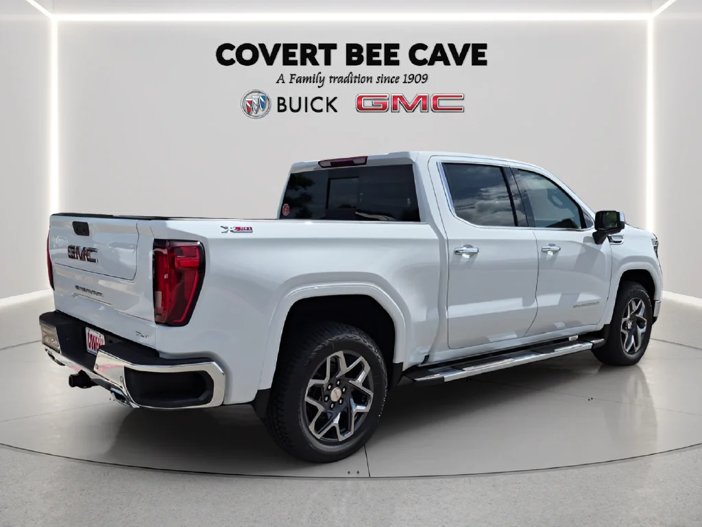 2026 GMC Sierra 1500 SLT - Photo 9