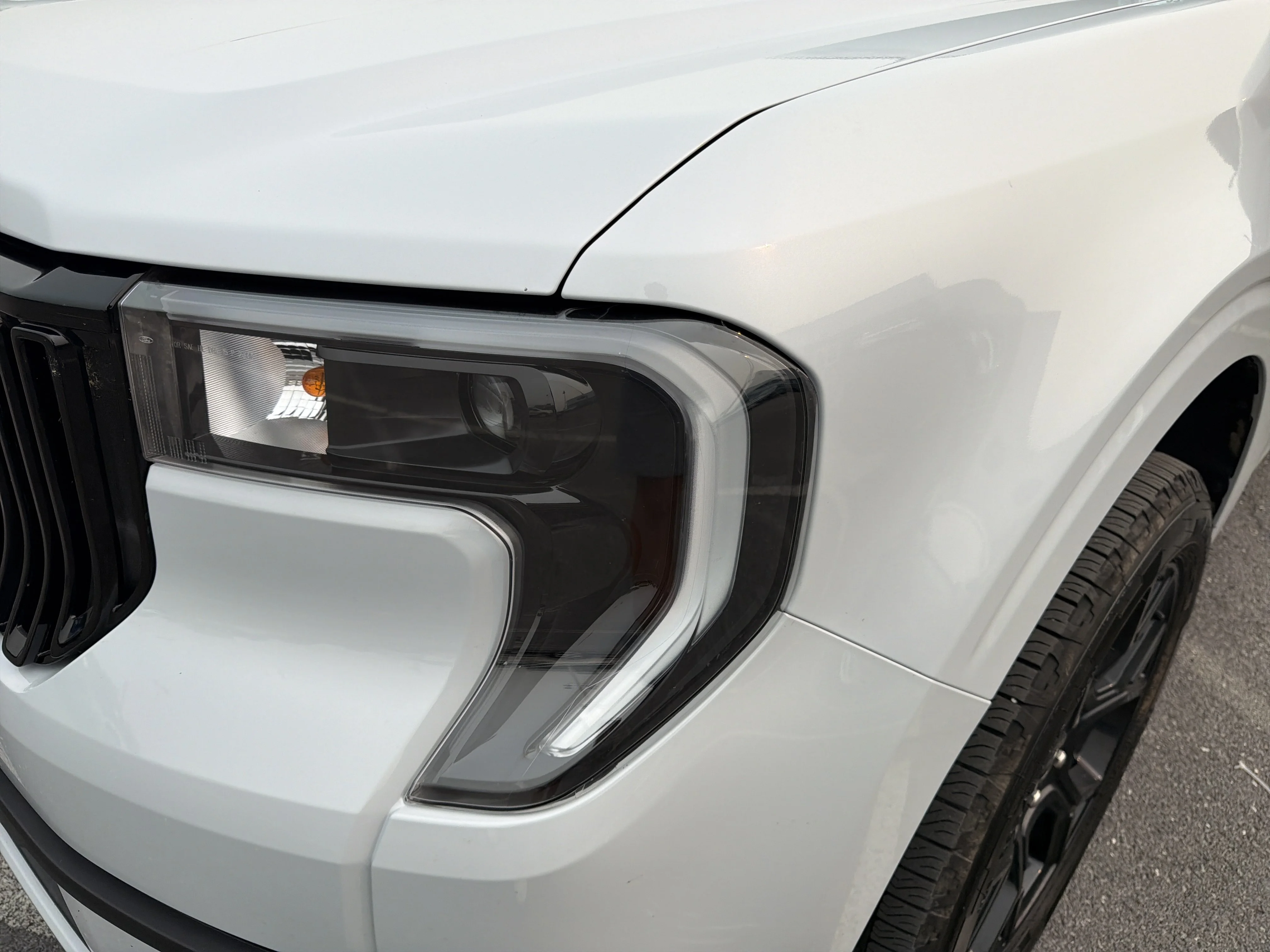 Used 2026 White Metallic Ford Lobo Standard image 10