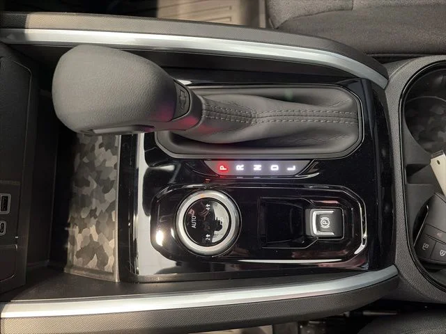 2026 Chevrolet Colorado Work Truck - Photo 21