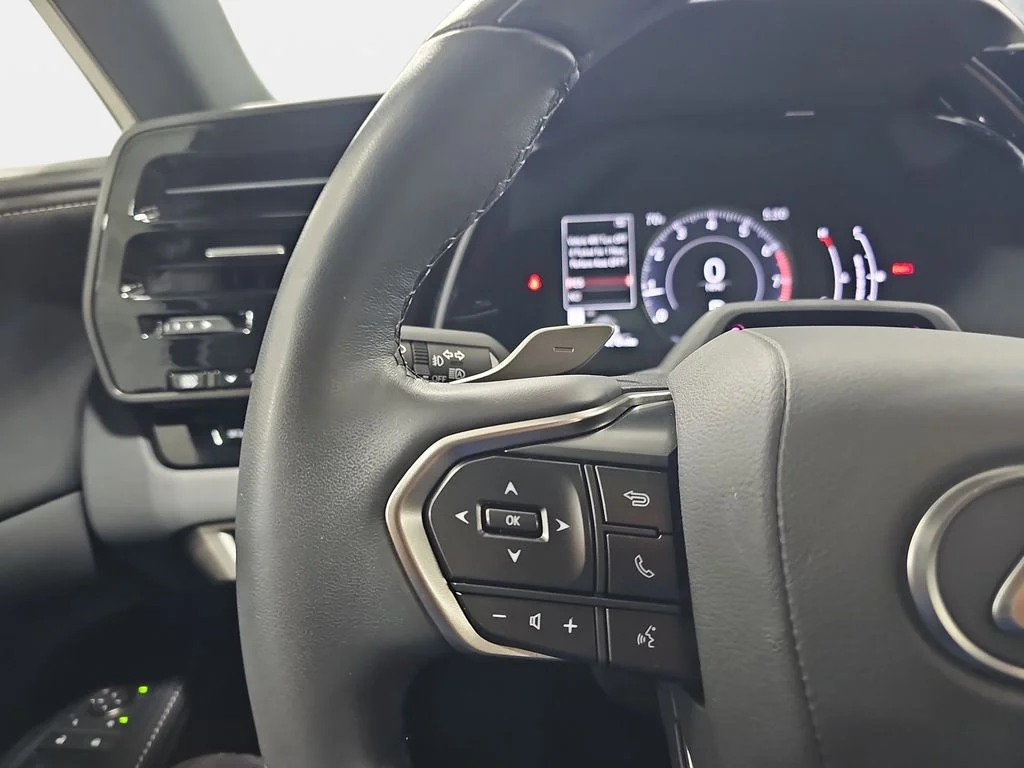 Certified Used 2024  Lexus 350 Premium image 18