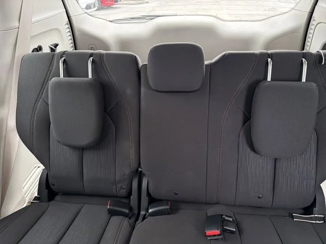 Used 2018 Black Chrysler Touring Plus image 14