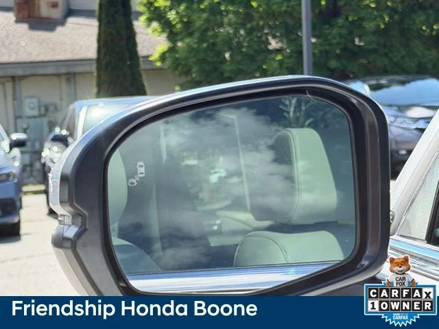 Used 2024 White Honda EX-L image 13