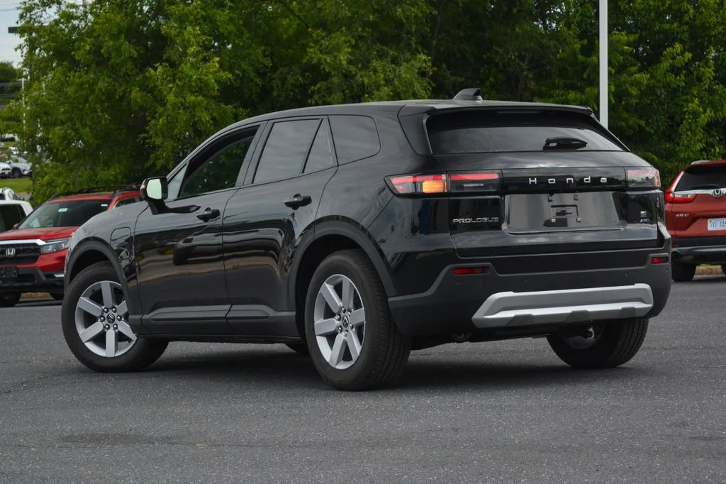 New 2026 Raven Black Honda AWD EX image 4